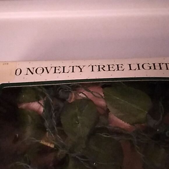 Pink Rose Fower Light Set. - Picture 2 of 5